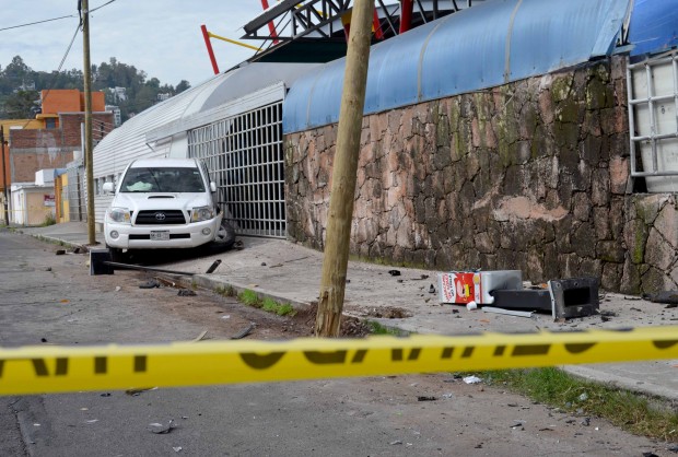 Balean hijos de edil de Michoacán