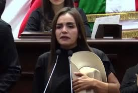 Grecia Itzel Quiroz García asume como Presidenta Municipal en Uruapan