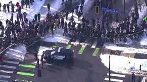 Agente de ICE mata a una mujer durante operativo en Minneápolis - France 24