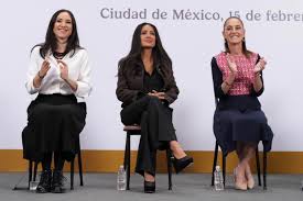 🤩🎬📽️Salma Hayek reconoce el apoyo al cine de Sheinbaum “No teníamos esta presidenta” 👉🏼 https://goo.su/X68zNeS La actriz y productora Salma Hayek Pinault enfatizó que la intervención de la presidentaClaudia Sheinbaum Pardo fue